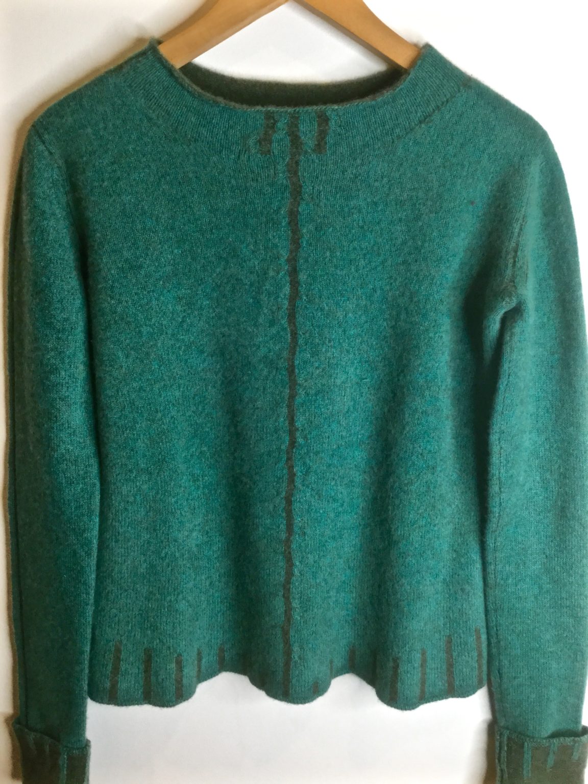 Karen Allen Cashmere Pullover/ Verona / Paisley & Kelp Karen Allen