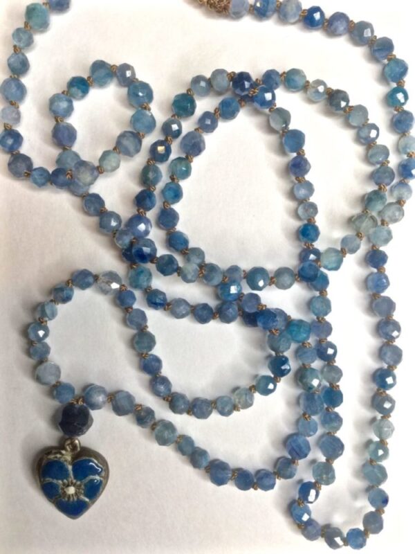 Debbie Harper / Necklace / Kyanite Beads with Vintage Enamel Heart (#661)