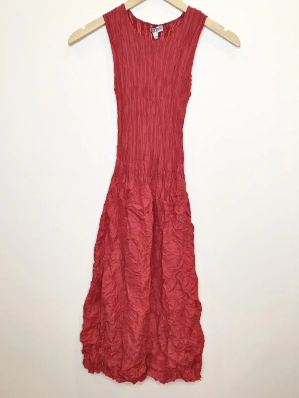 Alquema / Sleeveless Smash Pocket Dress / Raspberry - Karen Allen Fiber ...
