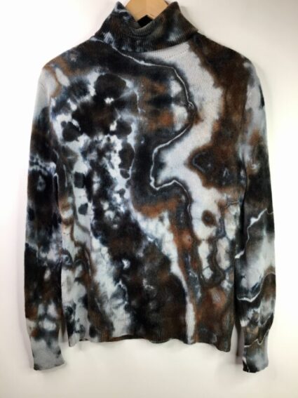 Diane Harrison - Tesu /  Cashmere Turtleneck Sweater / Pond