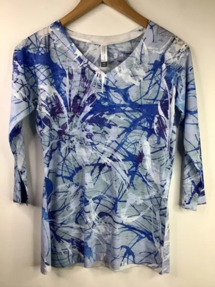 Whimsy Rose / Cotton Blend / V-Neck 3/4 Sleeve Tee / Paint Jam