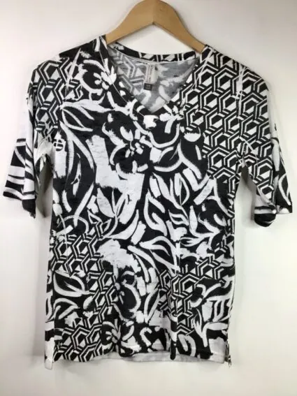 Whimsy Rose / Cotton Blend / Short Sleeve V-Neck Tee / Brookie Black