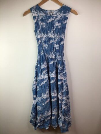 Alquema / Sleeveless Smash Pocket Dress / Clouds