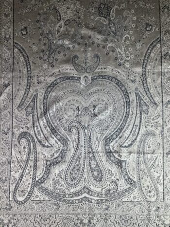 Kashmir / Woven Paisley Shiny Silk Scarf / Light Gray