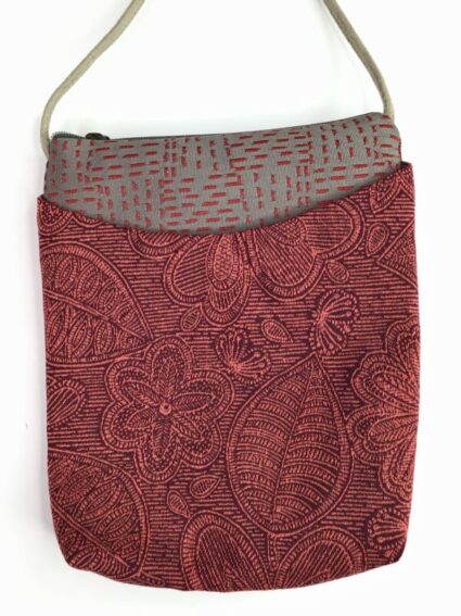 Maruca / Busy Bee Crossbody / Mehndi Red
