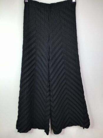 Alquema / Chevron Pleated Capris / Black