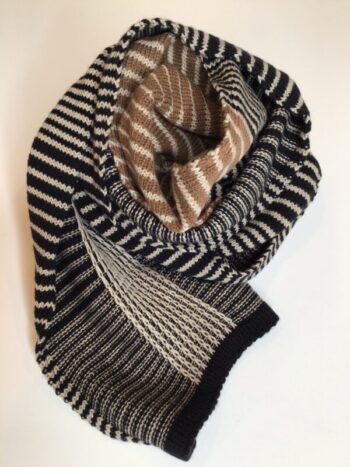Margara Shaw / Wool & Cotton Blend / Alcott Scarf / Black/Beige