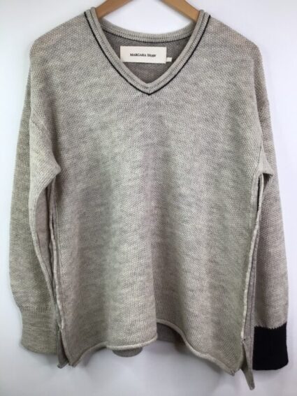Margara Shaw / Wool & Cotton Blend / Gumbas V-Neck Sweater / Beige