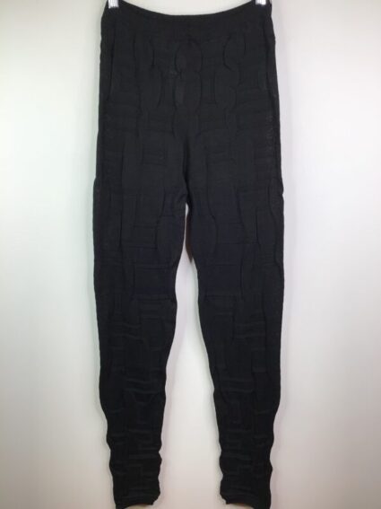 M &b Kyoko / Paper Poly & Nylon Blend / Tuck Leggings Black