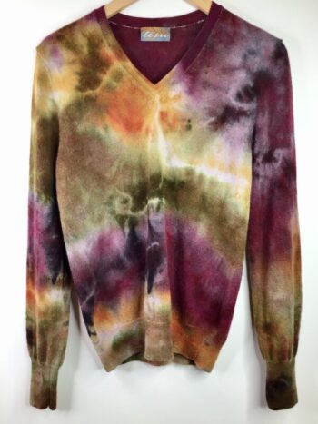 Diane Harrison-Tesu / Cashmere / V-Neck Pullover Zinnias