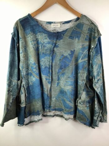 Krista Larson / Light Cotton Spandex / Crop Tunic Tee / Eucalyptus Queen Anne's Lace