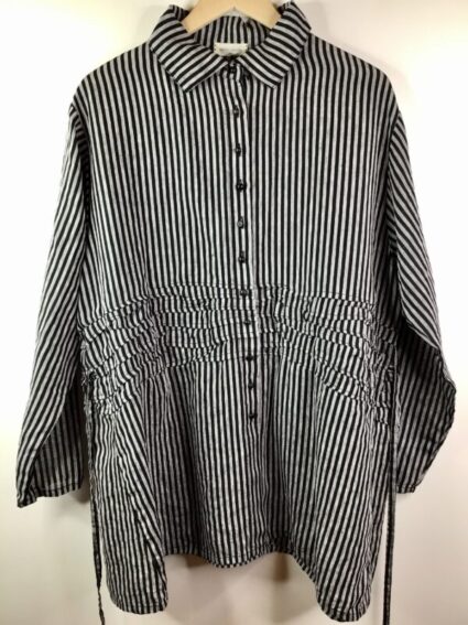 Krista Larson / Striped Linen / Smash Shirt / Black Ash