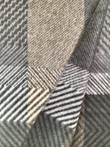 Fraas / Cashmink / Graphic Blocks Charcoal Scarf