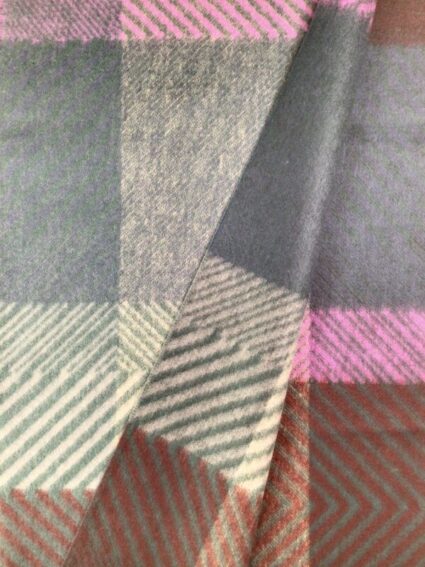 Fraaas / Cashmink / Graphic Blocks Burgundy Scarf