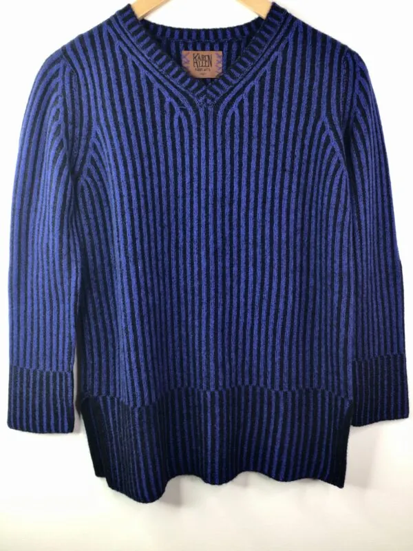 Karen Allen Cashmere / Two Toned V-Neck Ribbed Tunic / Klein & Black