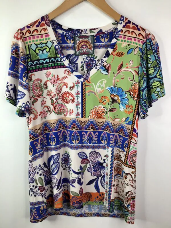 Johnny Was / Rayon Blend / Janie Favorite V Neck Tee / Flutter Sleeve / Arme