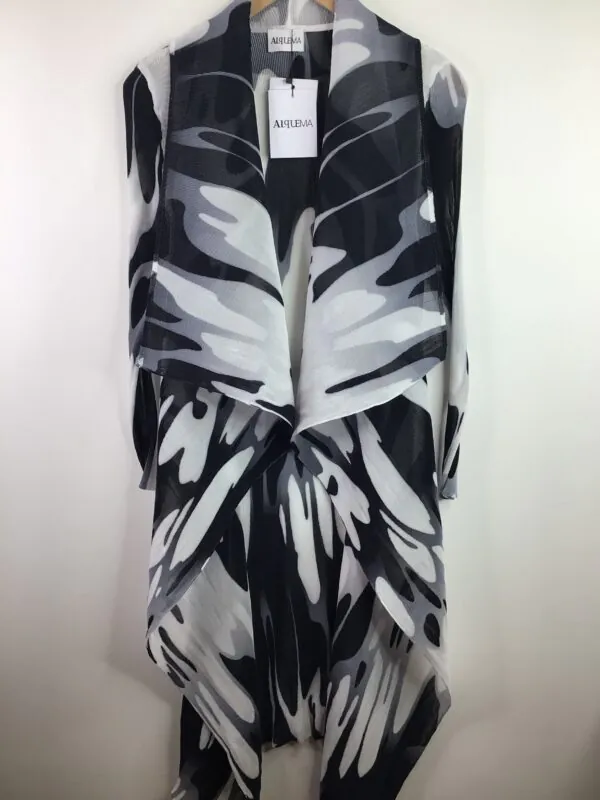 Alquema / Collare Coat Long / Lyrics