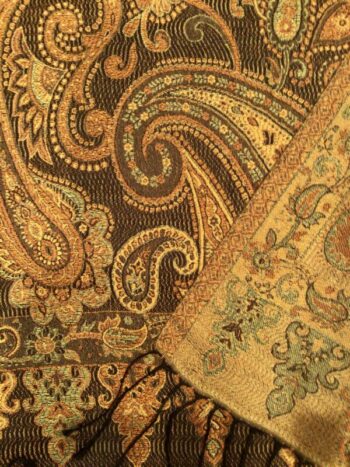 Kashmir / Woven Shiny Silk Paisley Scarf / Gold & Brown (SLK16)