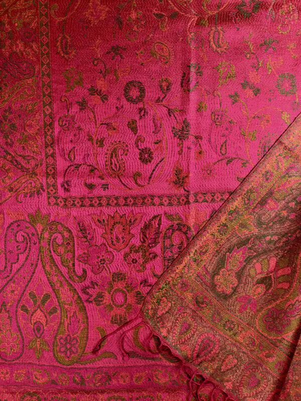 Kashmir / Woven Shiny Silk Paisley Scarf / Fuschia Green (SLK22)