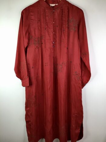 Injiri / Silk / Red Dress